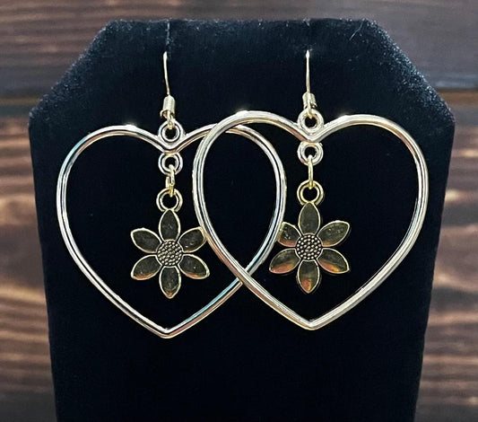 NEW Romantic Heart Hoop Earrings & Flower Charms
