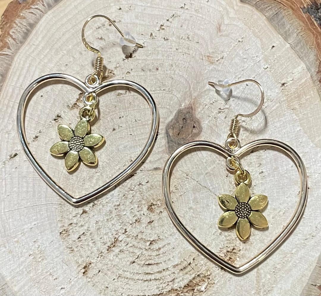 NEW Romantic Heart Hoop Earrings & Flower Charms