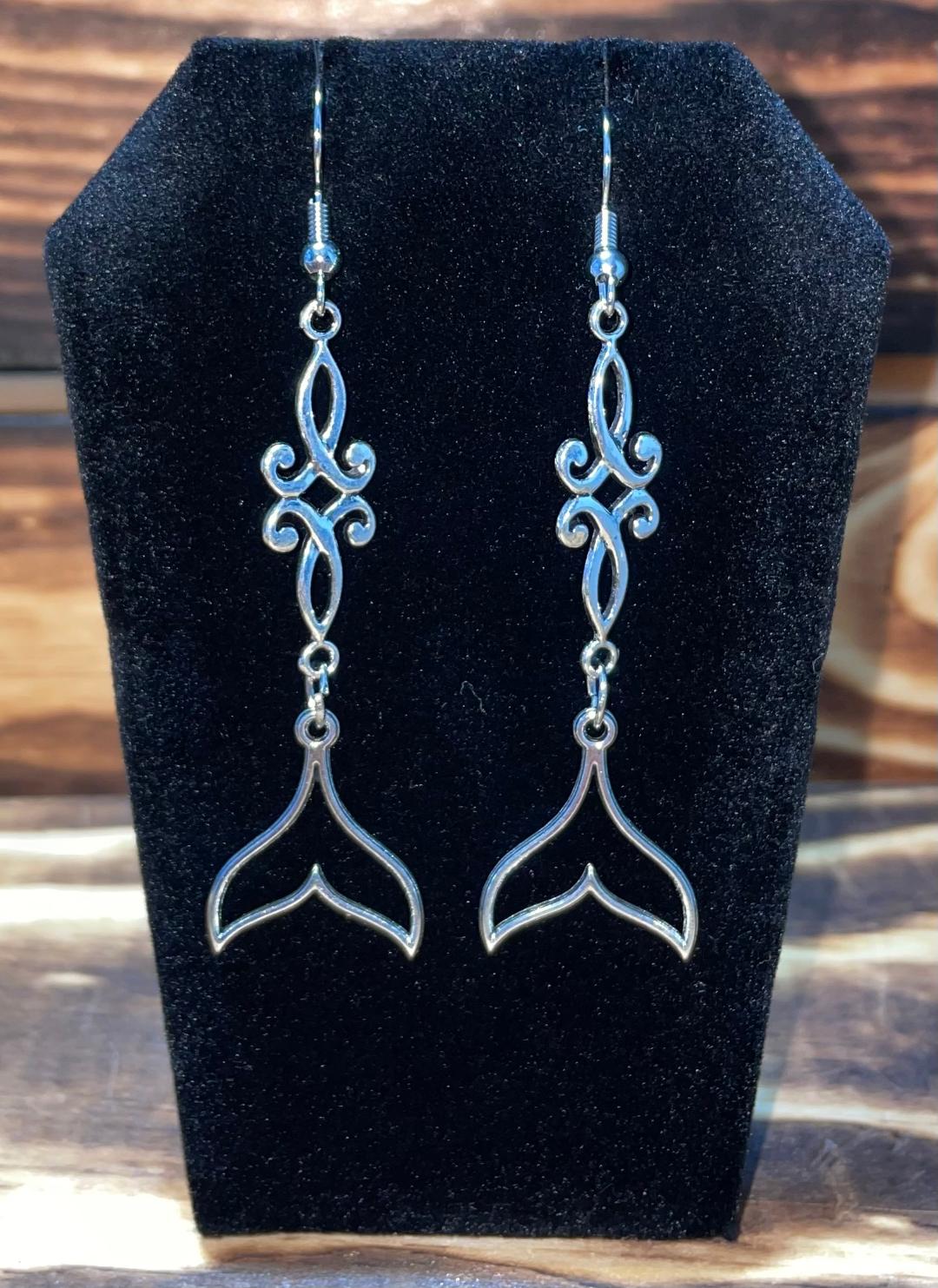 NEW Hollow Mermaid Fish Tail & Filigree Earrings