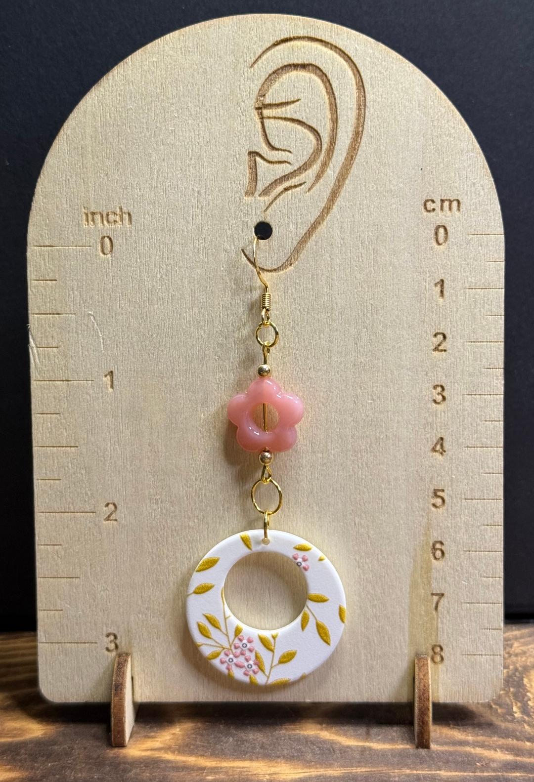 NEW Mod Hoop Floral Earrings w/ Mauve Flower Beads