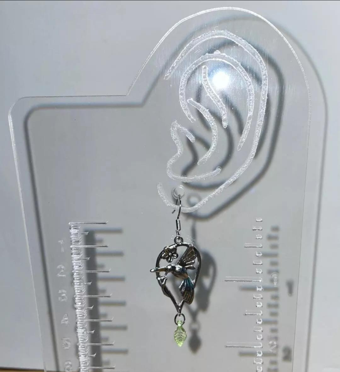 NEW Romantic Teardrop Hummingbird & Green Leaf Silver Tone Drop Dangle Earrings
