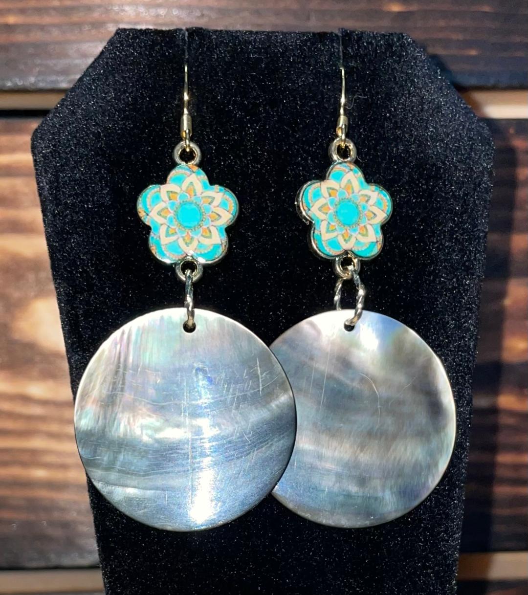 NEW Pearlized Abalone Shell Style Ocean Theme Mandala Earrings