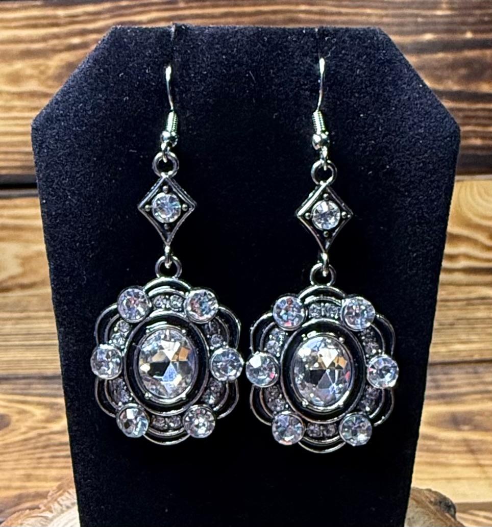 NEW Dramatic Large Rhinestone Setting Black, Silver Earrings