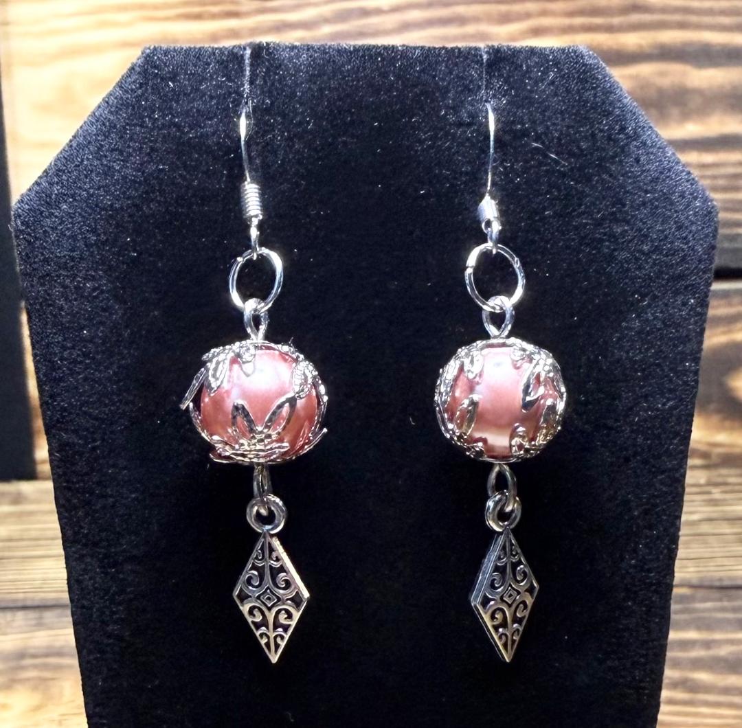 NEW Leaf Capped Mauve Pink Glass Pearl Earrings