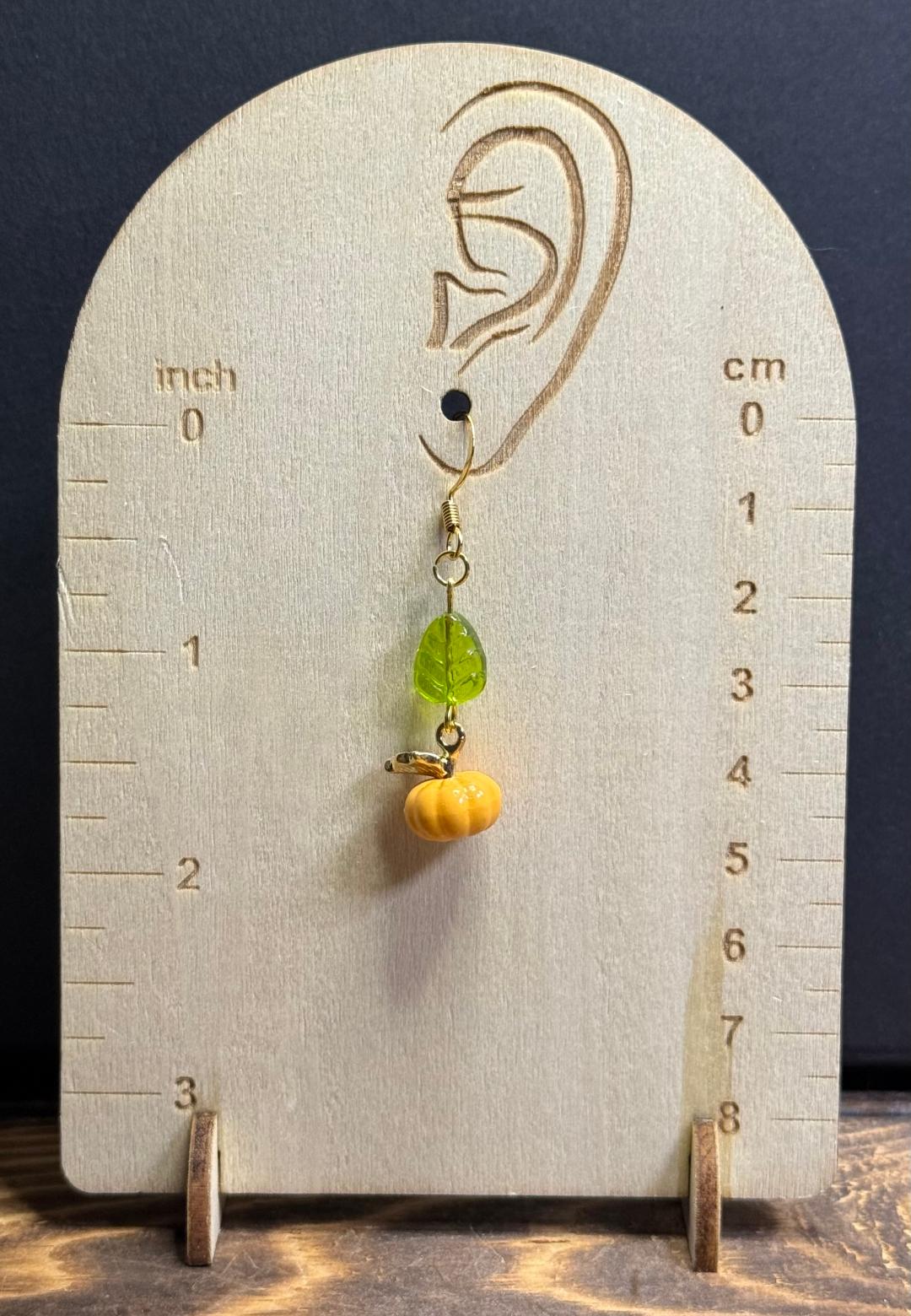 NEW Sweet Little Pumpkin Earrings w/ Glass Leaves