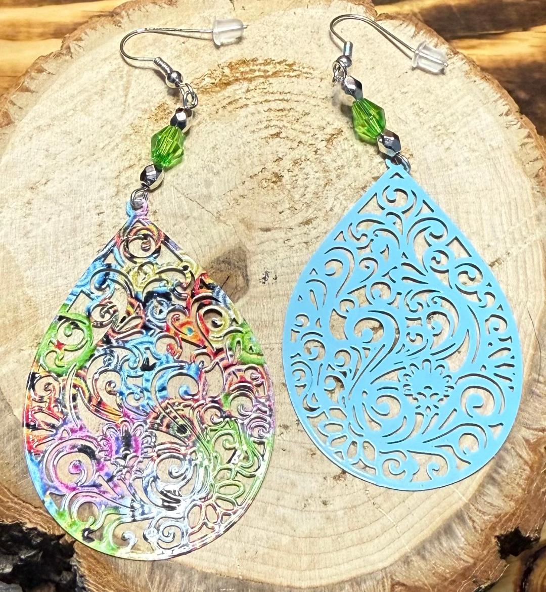 NEW Colorful Boho Hollow Cut Metal Teardrop & Green Bead Earrings