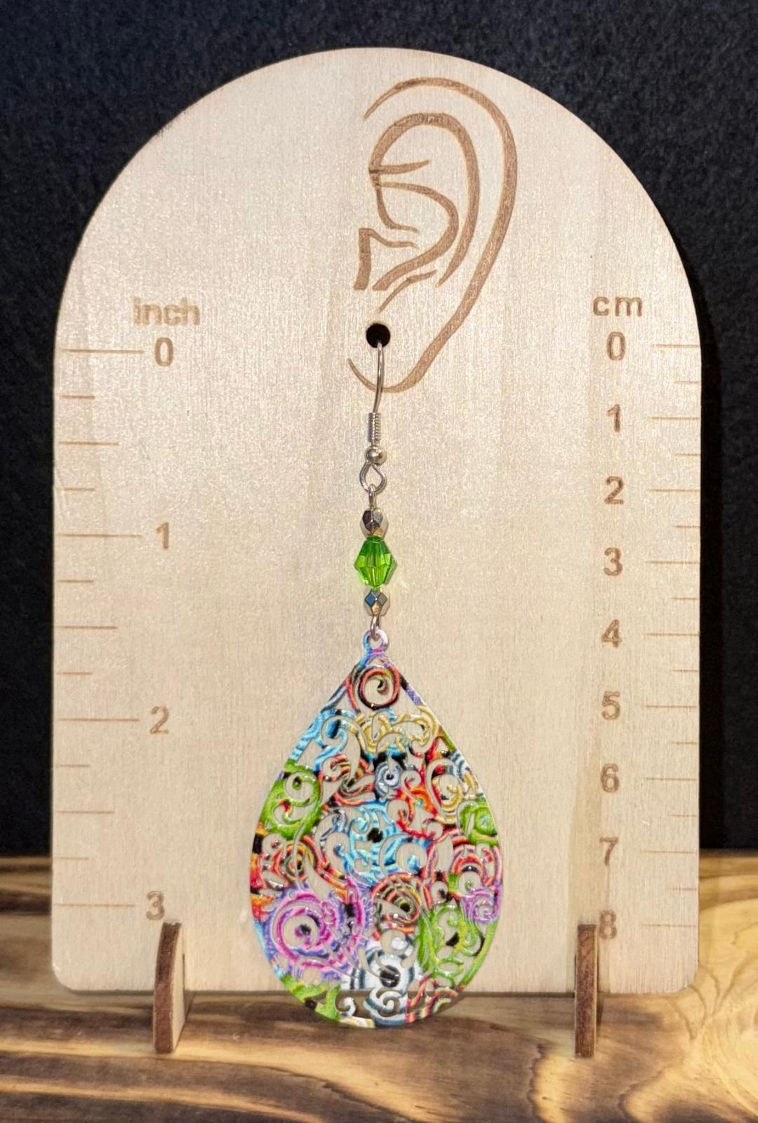 NEW Colorful Boho Hollow Cut Metal Teardrop & Green Bead Earrings