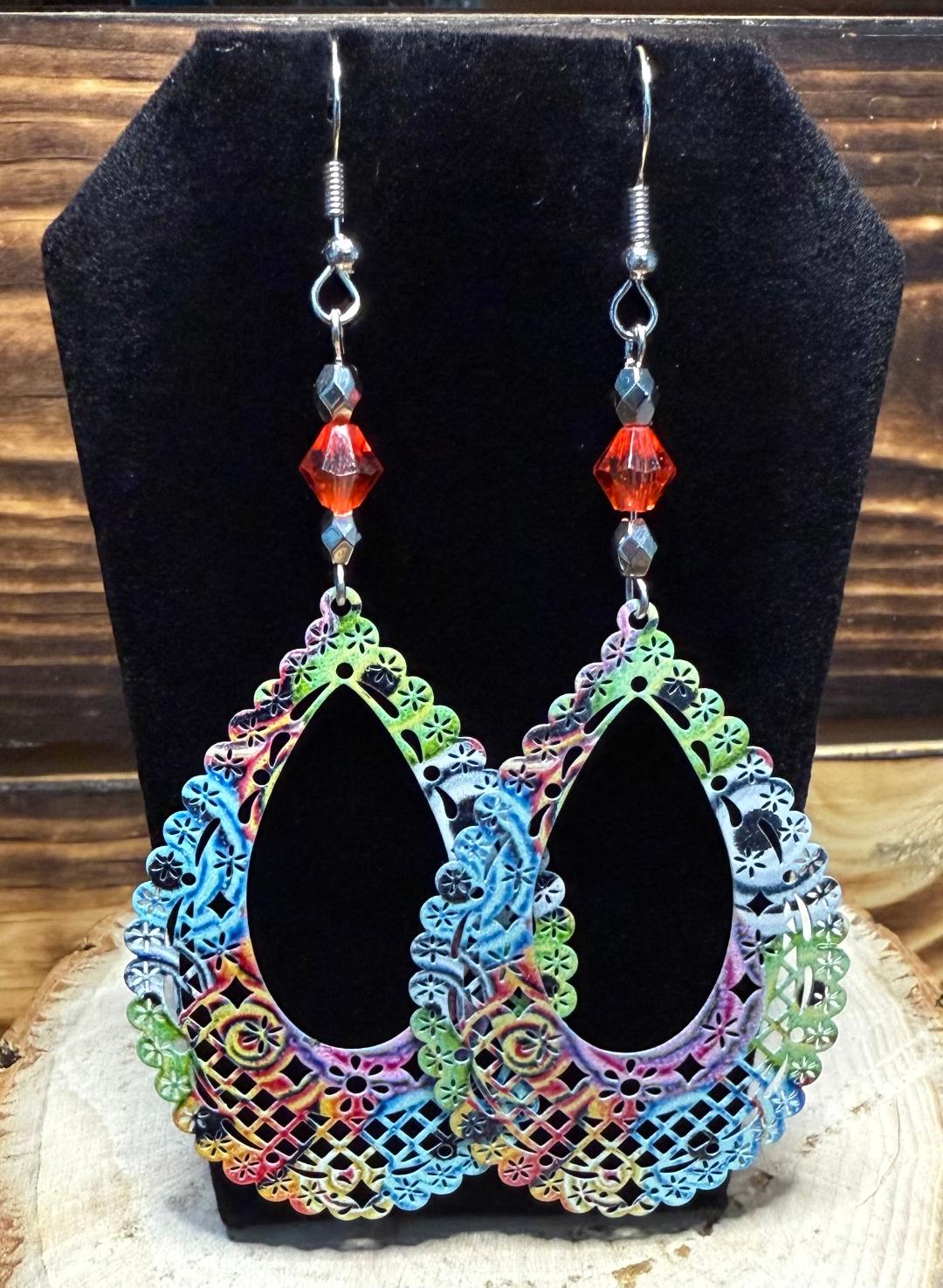 NEW Colorful Boho Hollow Cut Metal Teardrop & Faceted Orange Bead Earrings