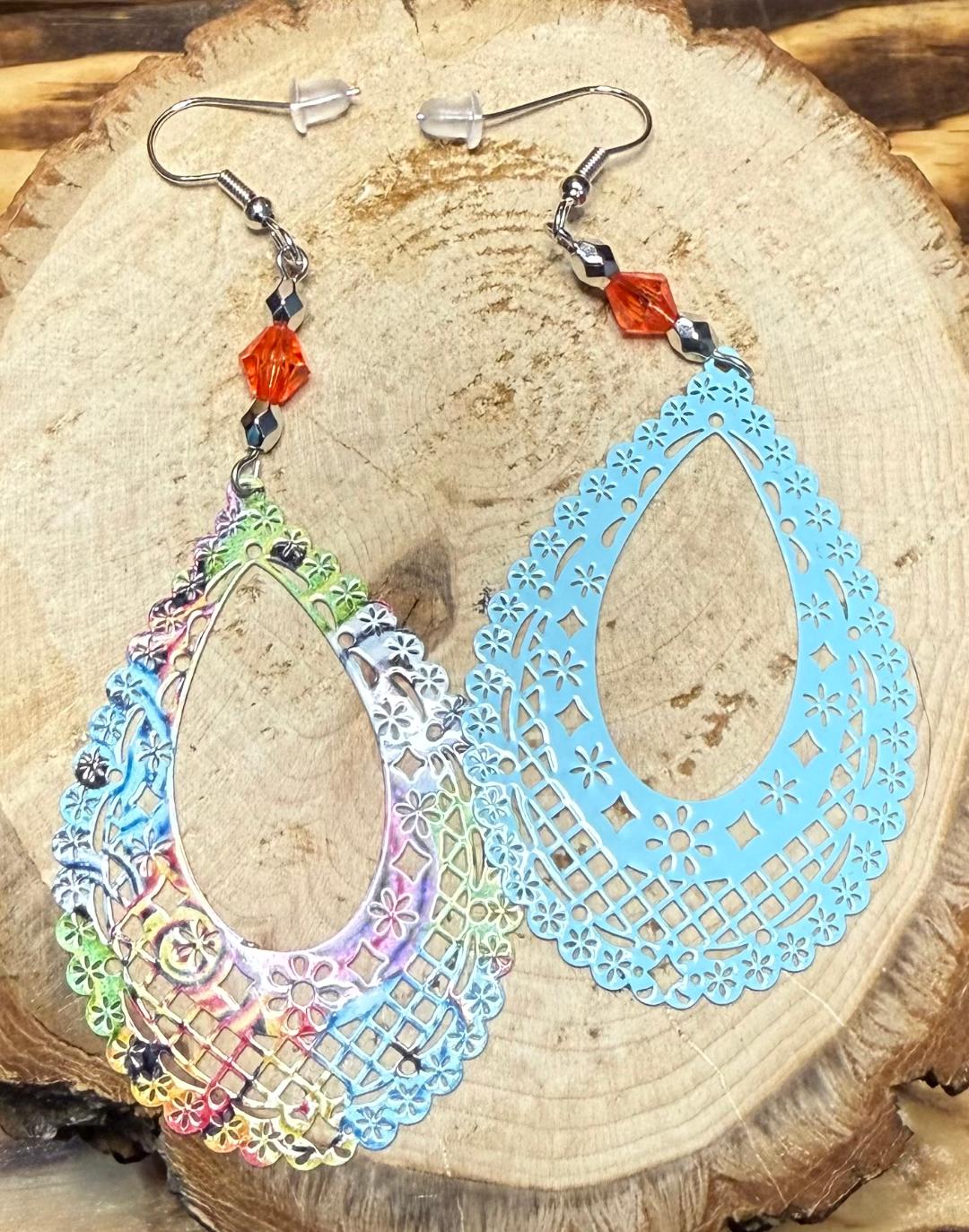 NEW Colorful Boho Hollow Cut Metal Teardrop & Faceted Orange Bead Earrings