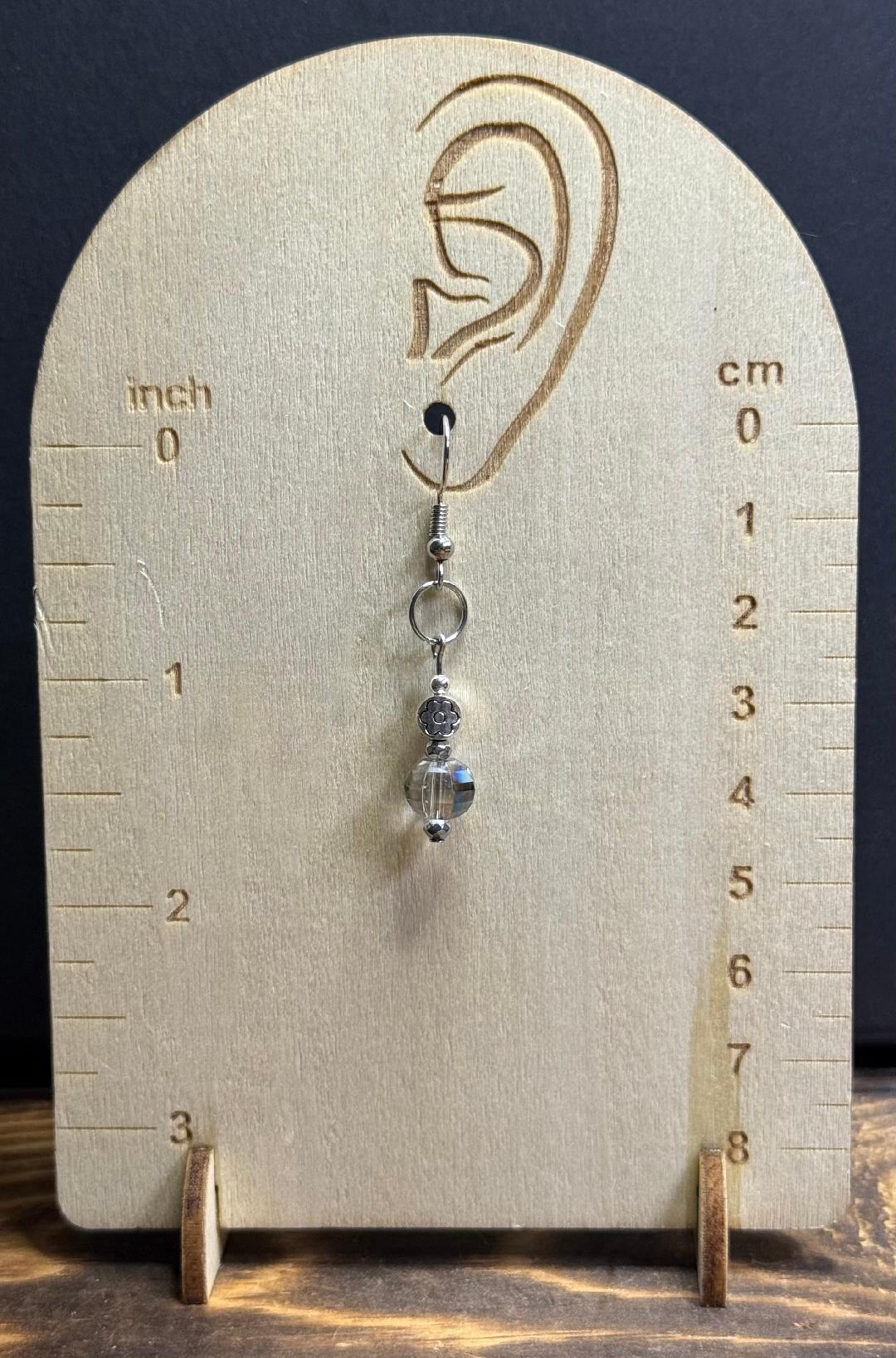 NEW Mtultifaceted Glass Bead Earrings w/ Flower Etched Bead