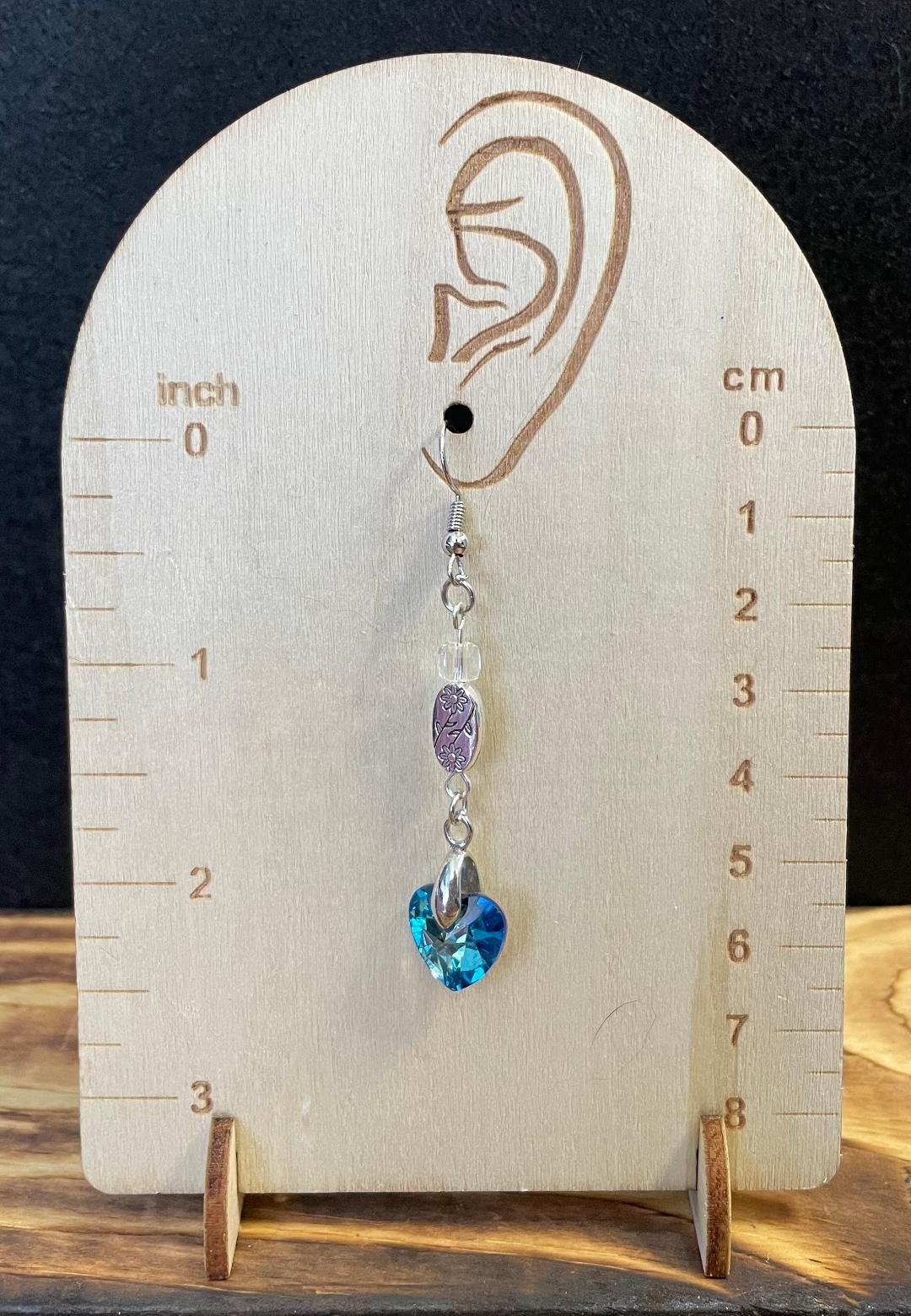 NEW Lustrous Ocean Blue Rhinestone Heart Dangle Earrings