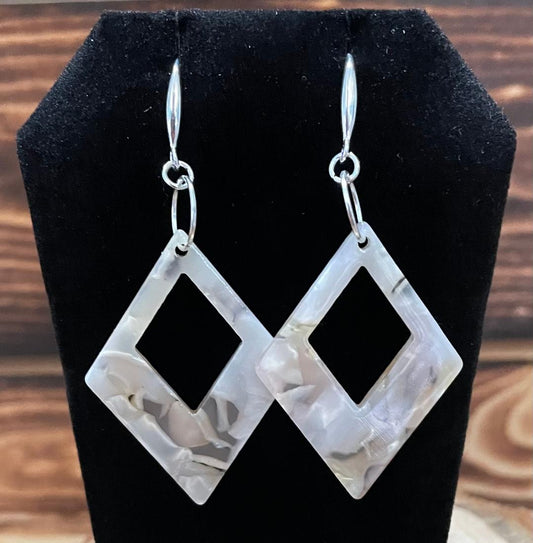NEW Pearly White Geometric Diamond Shape Acrylic Earrings