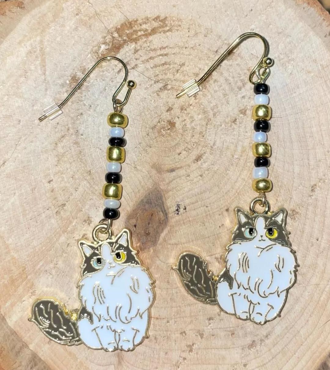 NEW Unique Persian Cat & Beaded Gold Tone Dangle Earrings - Hand Assembled