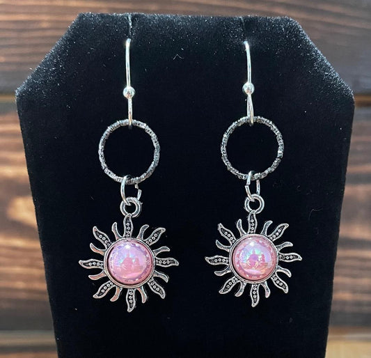 NEW Vibrant Sunburst Earrings w/ Pink Pearlized Centers