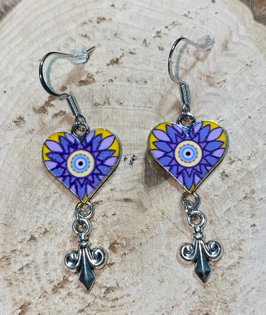 NEW Purple Enamel Heart w/ Fleur-de-Lis Charm Dangle Drop Earrings