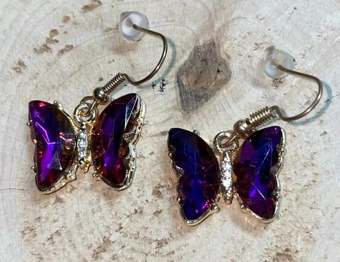 NEW Vibrant Iridescent Purple Rhinestone Butterfly & Gold Tone Earrings