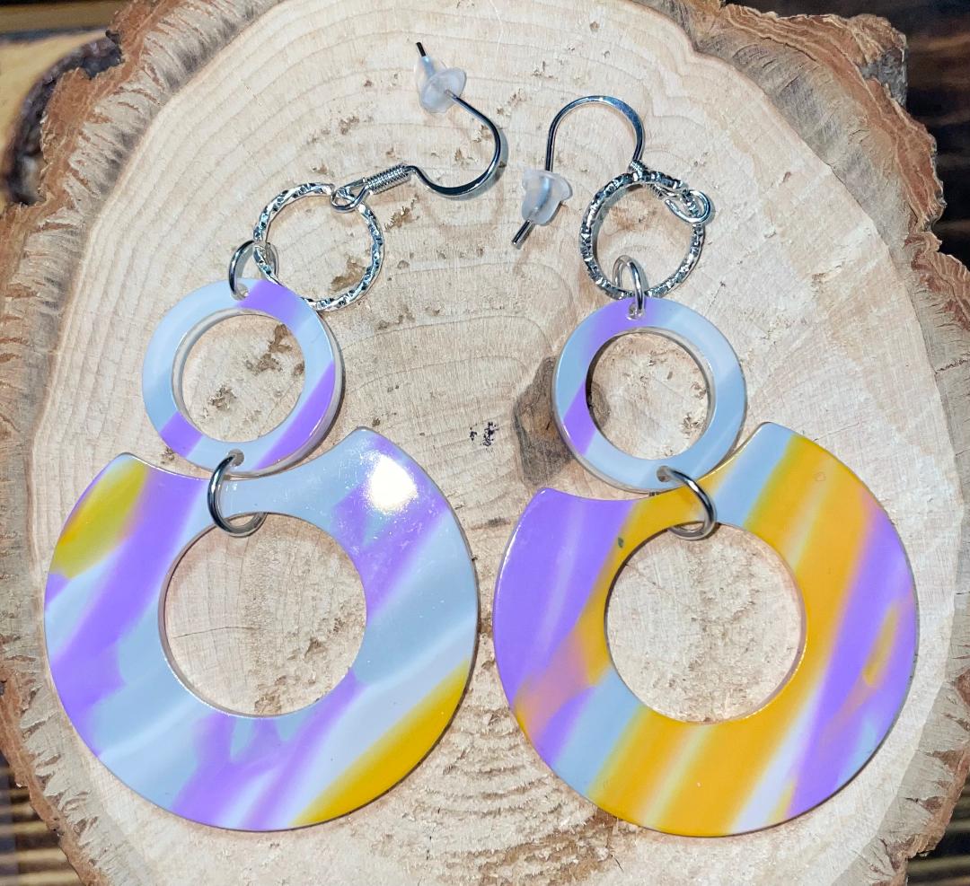 NEW Retro Purple Yellow Acrylic Flirty Earrings