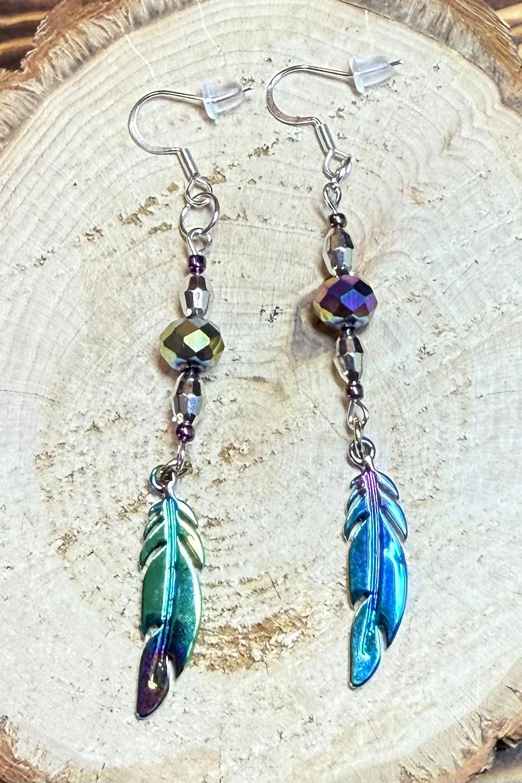 NEW Iridescent Rainbow Feather Charm Earrings w/ Matching Faceted Beads