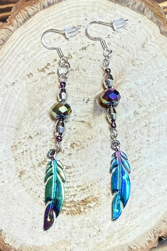 NEW Iridescent Rainbow Feather Charm Earrings w/ Matching Faceted Beads