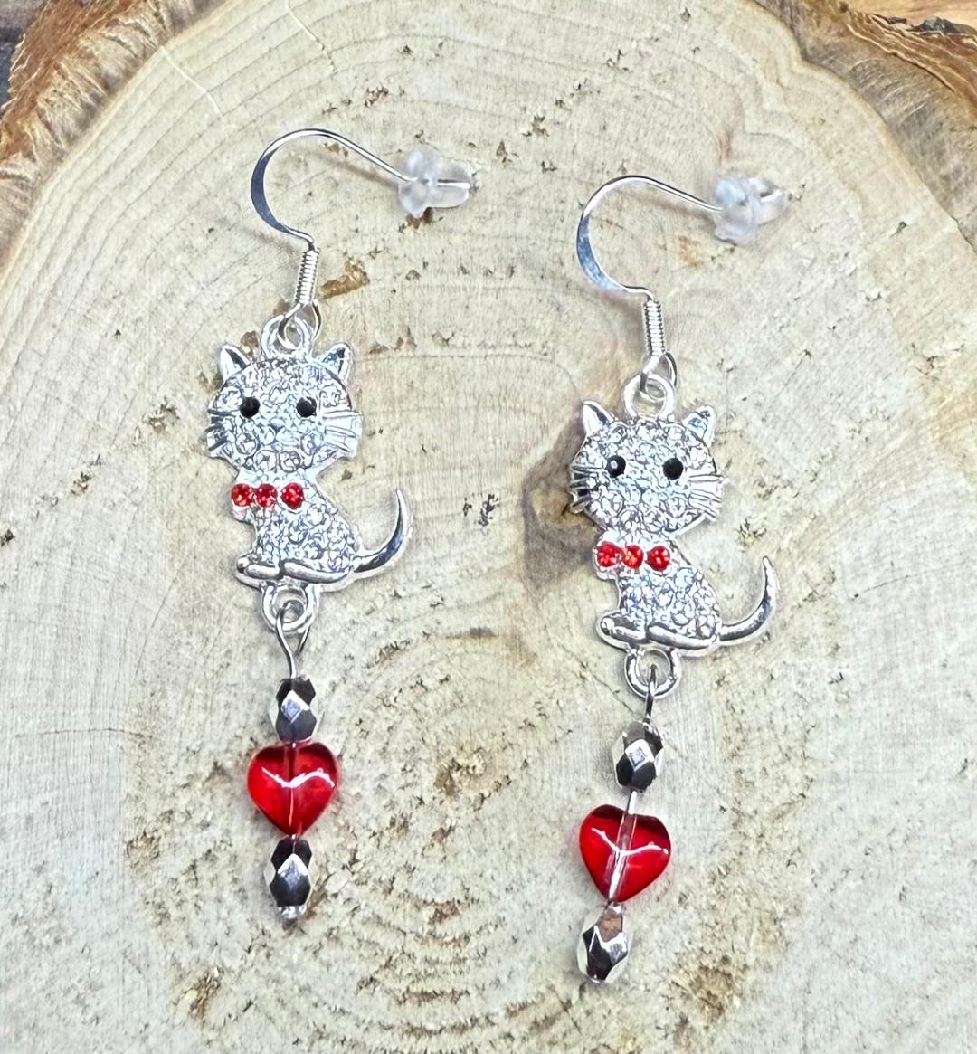 NEW Clear & Red Rhinestone Cat Earrings w/ Heart Beads