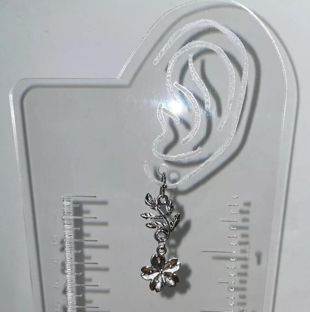 NEW Boho Silver Tone Flower & Branch Hippie Style Dangle / Drop Earrings