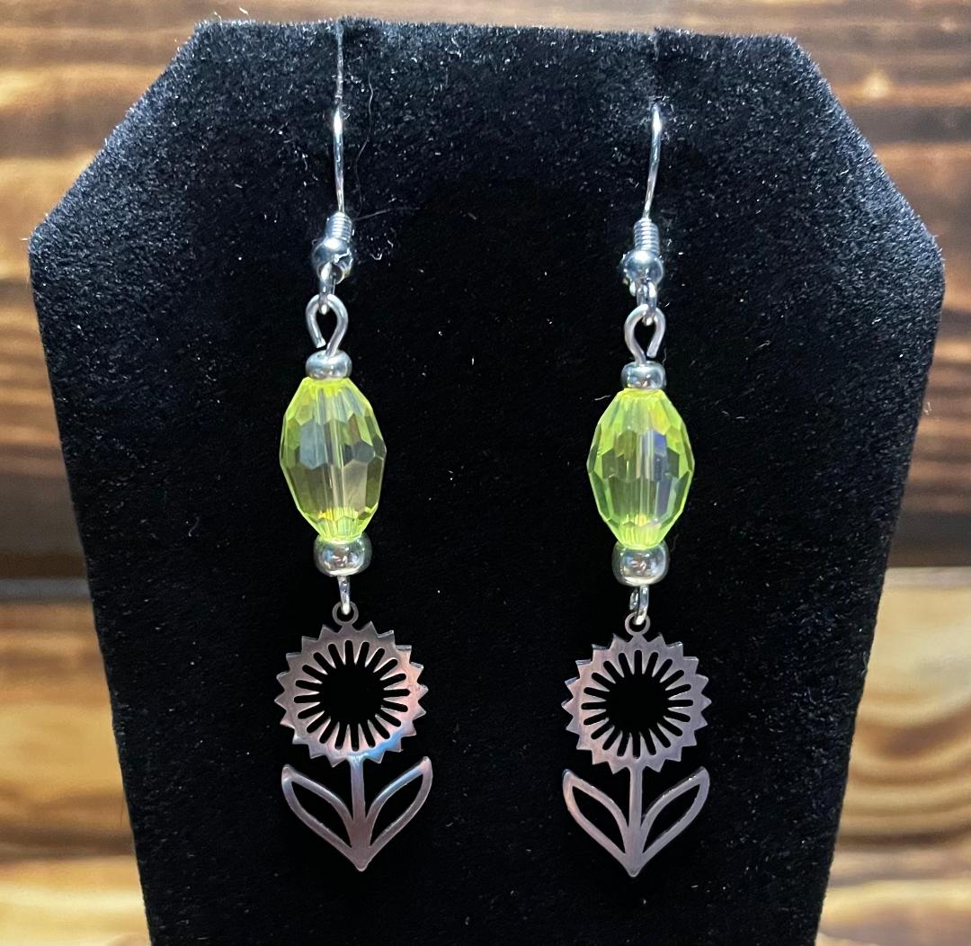 NEW Silver Hollow Flower w/ Yellow Faceted Bead Earrings