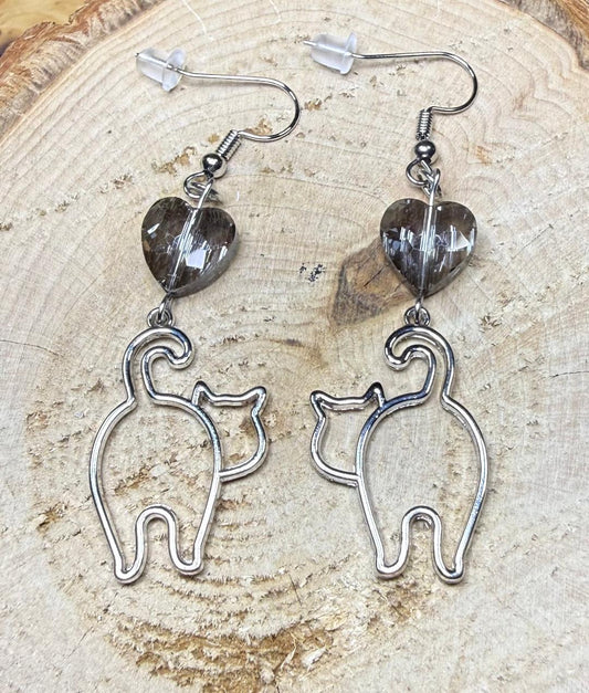 NEW Silver Hollow Cut Walking Cat Charm Earrings w/ Glass Heart