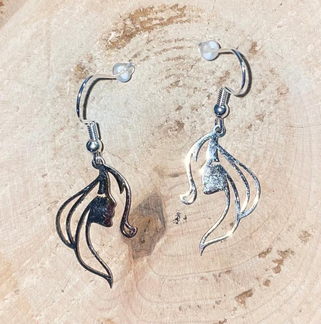 NEW Lovely Lady Face Silver Tone Stainless Steel Dangle Drop Earrings