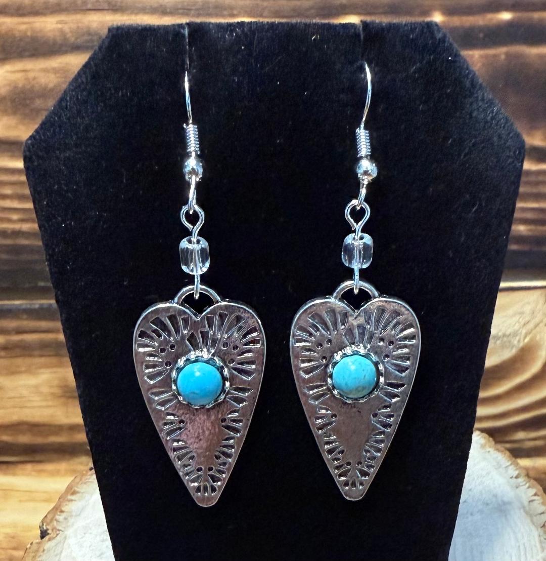 NEW Southwestern Style Silver Metal Alloy & Green Bead Earrings