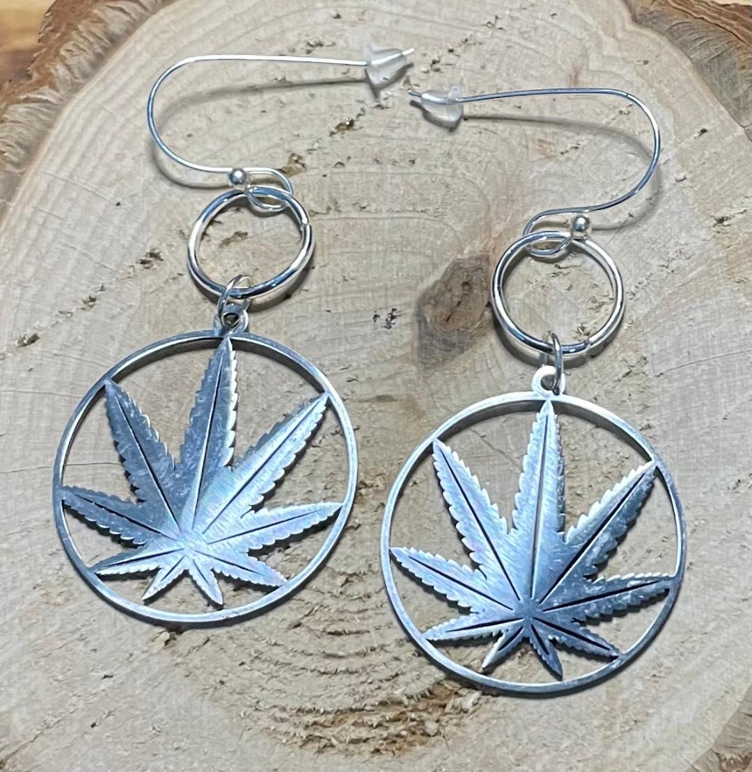 NEW Stainless Steel Hollow Silver Leaf Charm Earrings