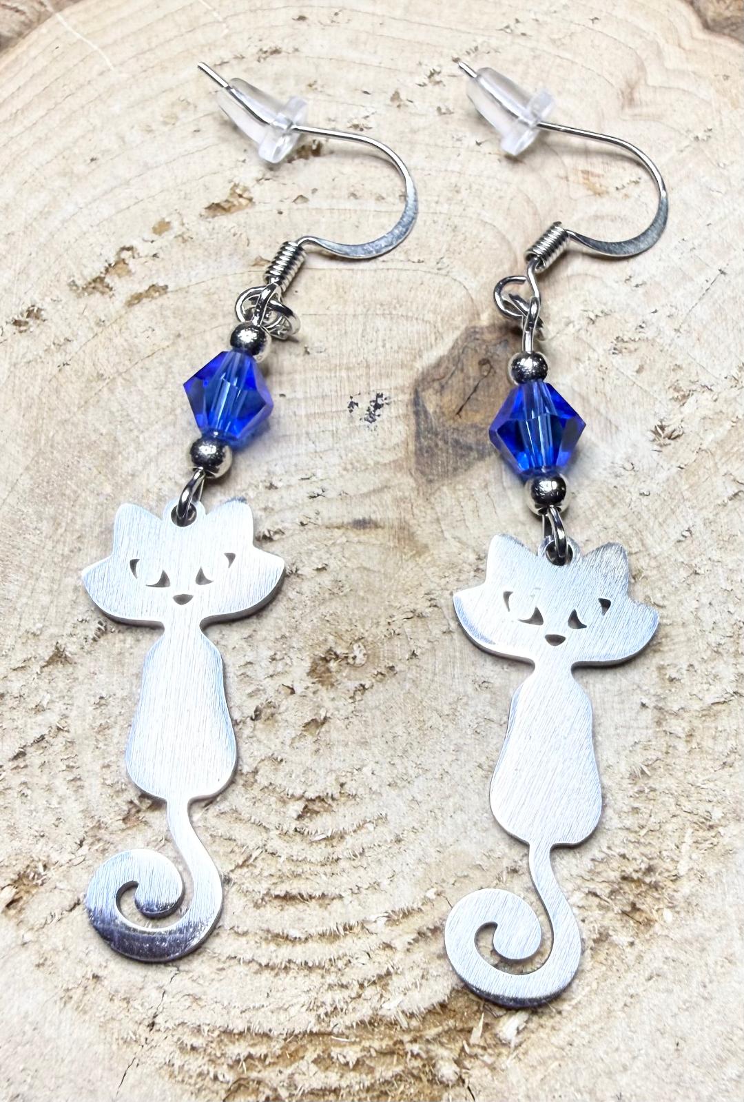 NEW Silver Stainless Steel Retro Cat Earrings w/ Royal Blue Glass Beads