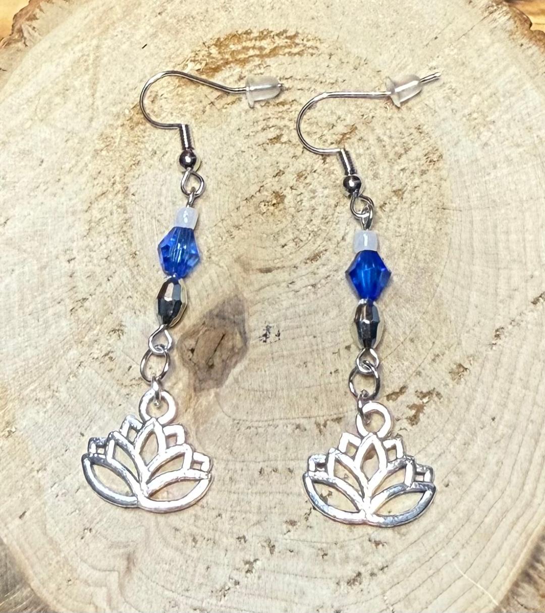 NEW Small Lotus Charm w/ Royal Blue & Silver Faceted Bead Earrings