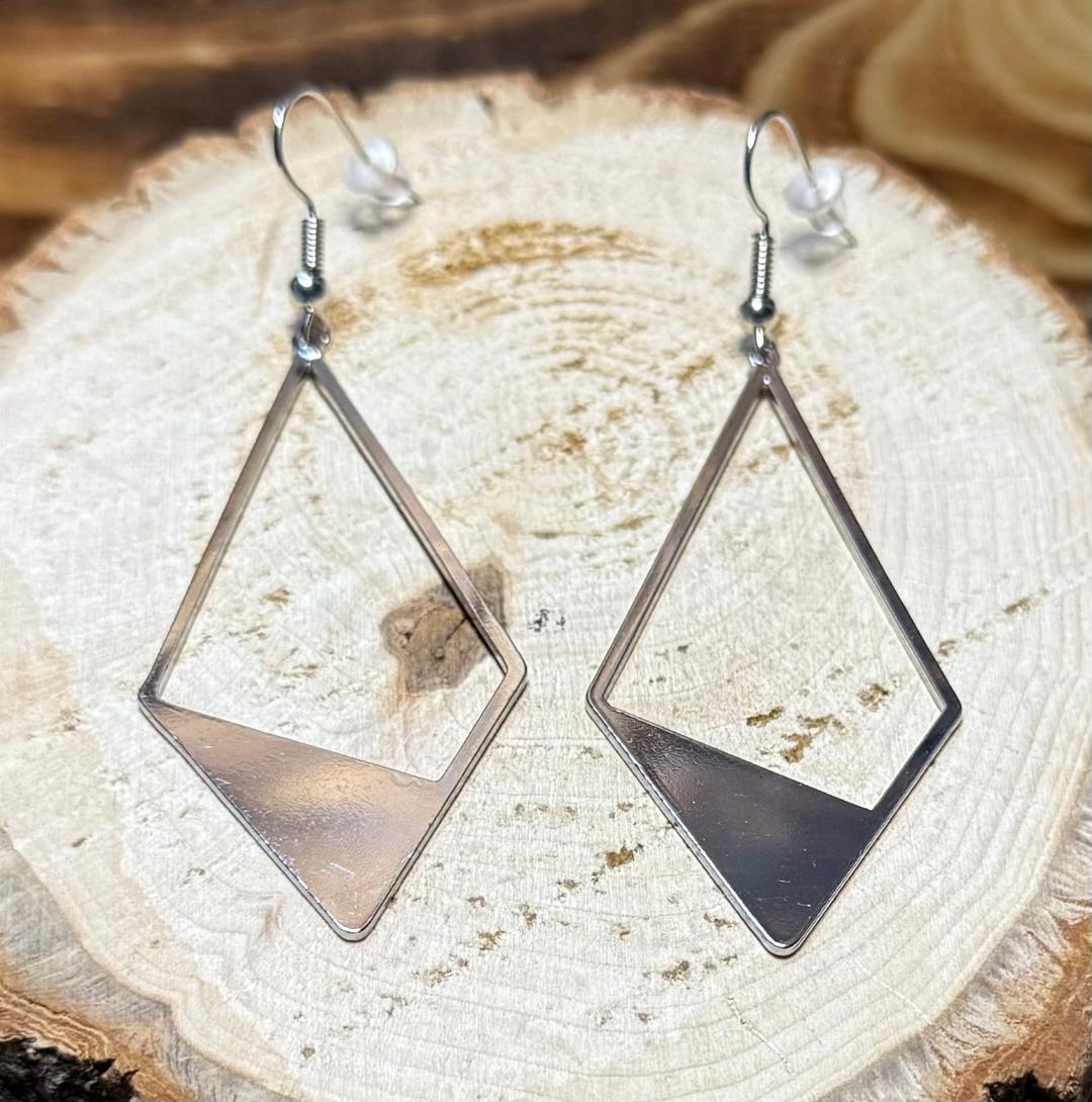NEW Contemporary Minimalist Long Triangular Metal Alloy Earrings