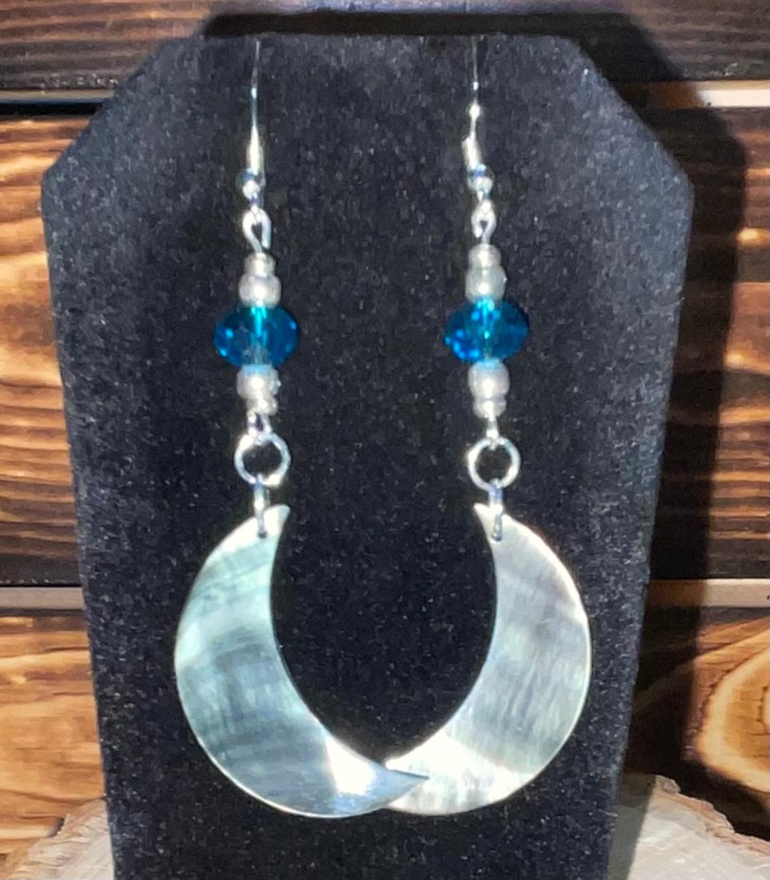 NEW Natural Black Lip Shell Crescent Moon Earrings w/ Teal Faceted Beads