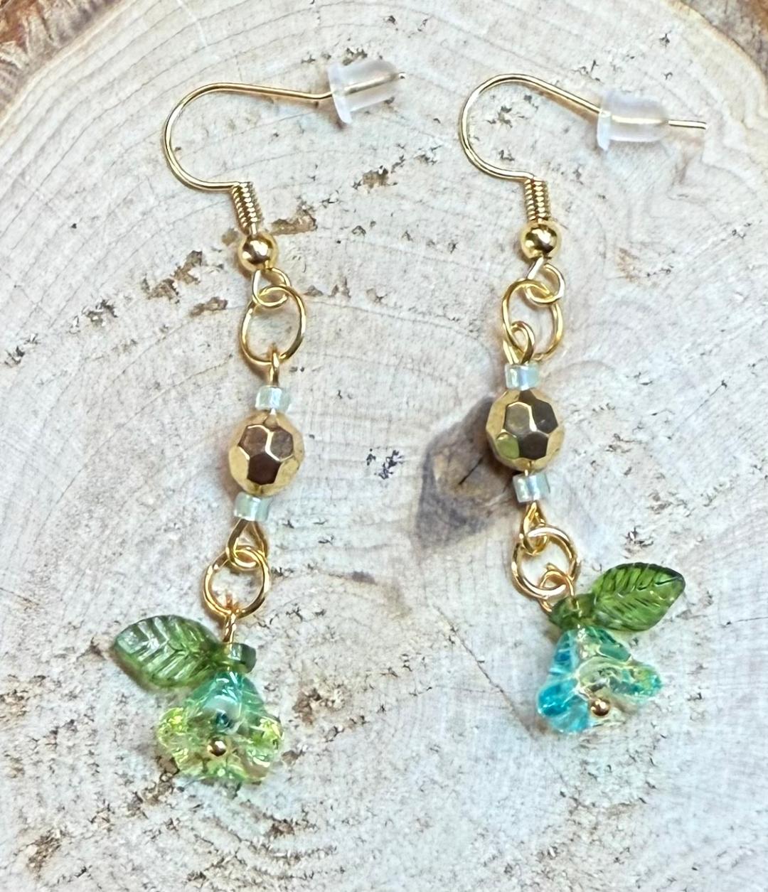 NEW Teal Glass Trumpet Flower Pendant & Bead Earrings