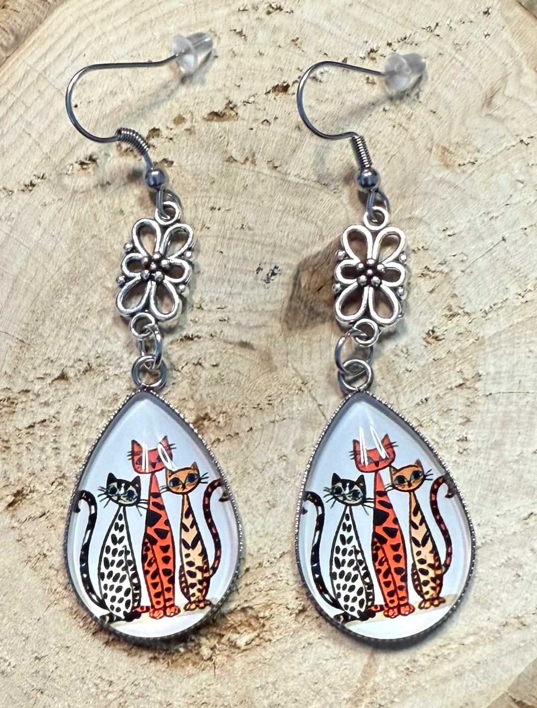 NEW Glass Dome Teardrop Retro Atomic Cat Cartoon Earrings