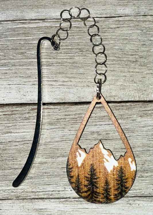 NEW Wooden Cutout Snowcapped Mountain Scene Bookmark