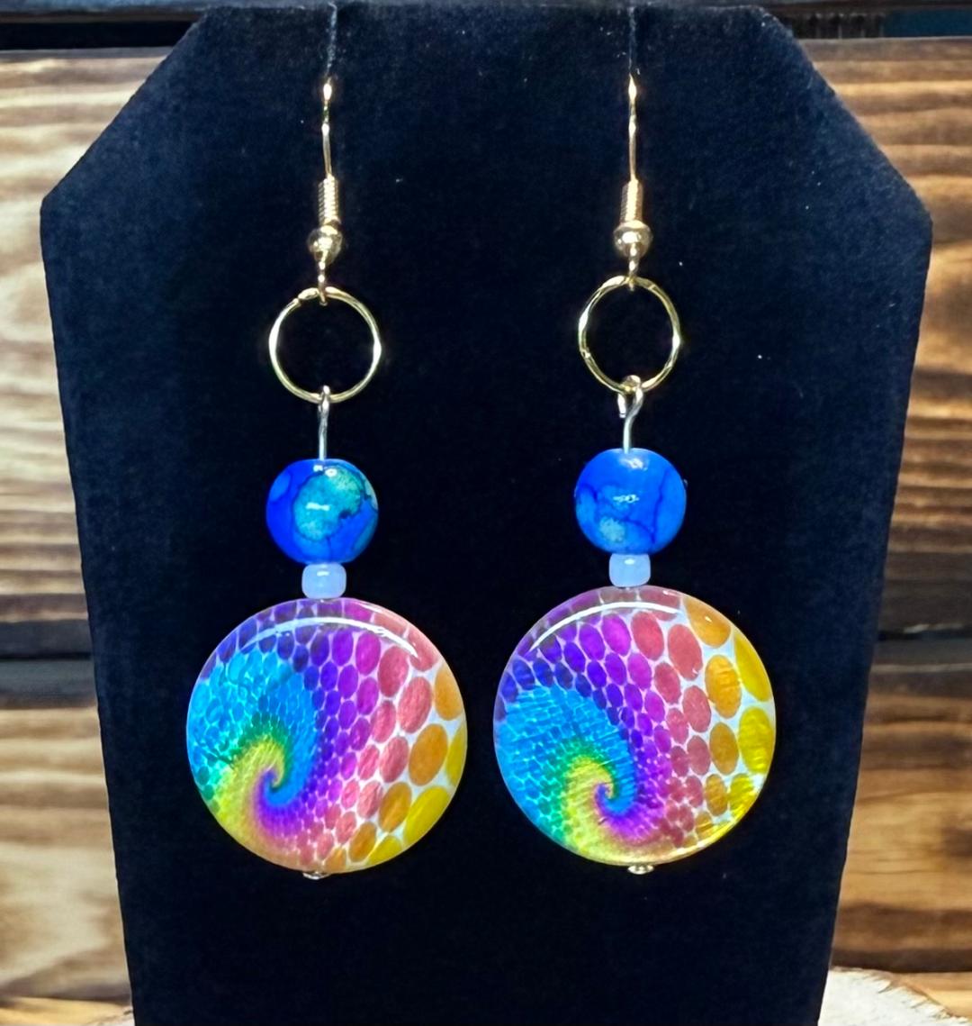 NEW Round Hippie Tie Dye Coin Shaped Earrings w/ Marbled Blue Beads