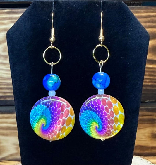 NEW Round Hippie Tie Dye Coin Shaped Earrings w/ Marbled Blue Beads
