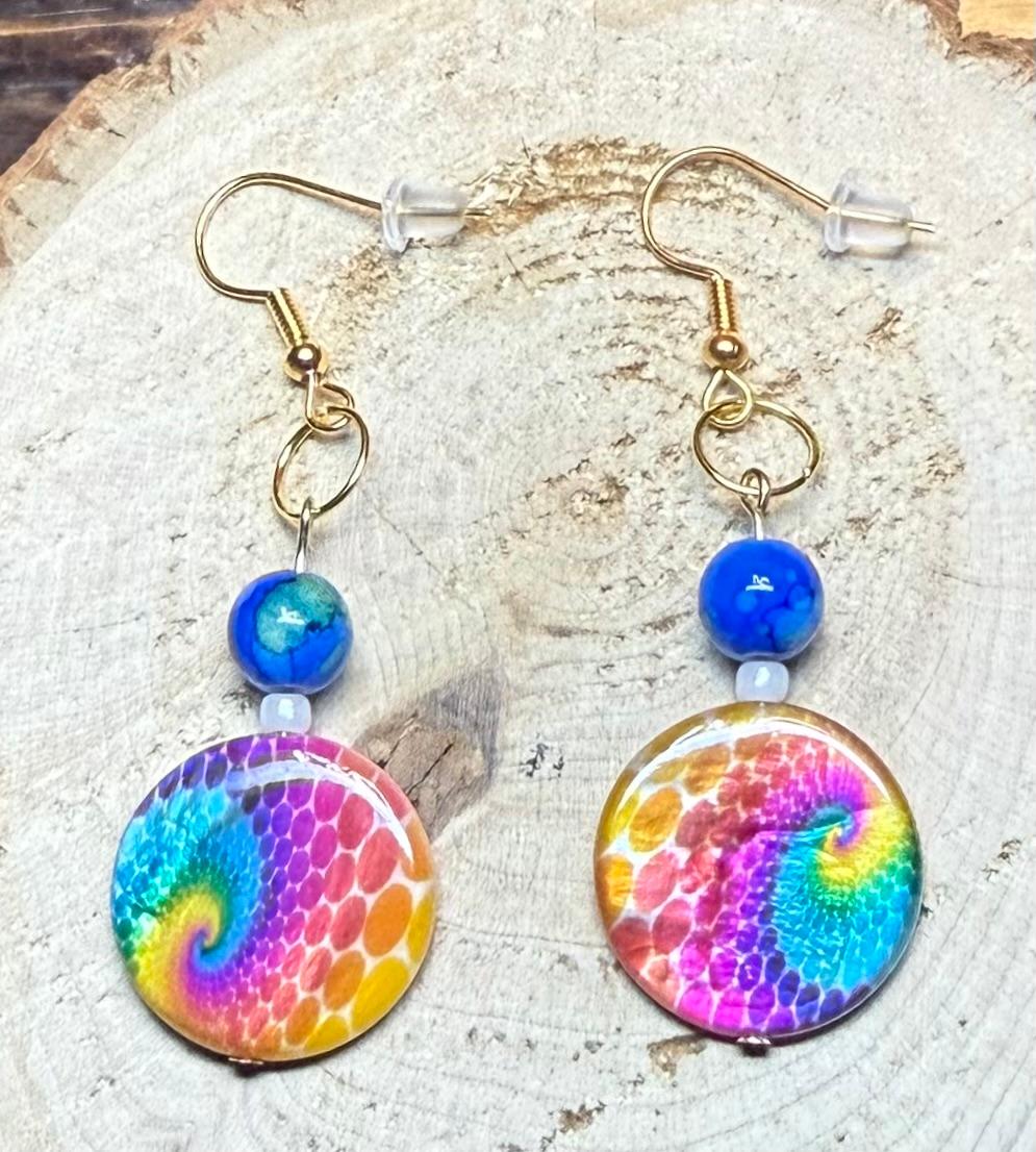NEW Round Hippie Tie Dye Coin Shaped Earrings w/ Marbled Blue Beads