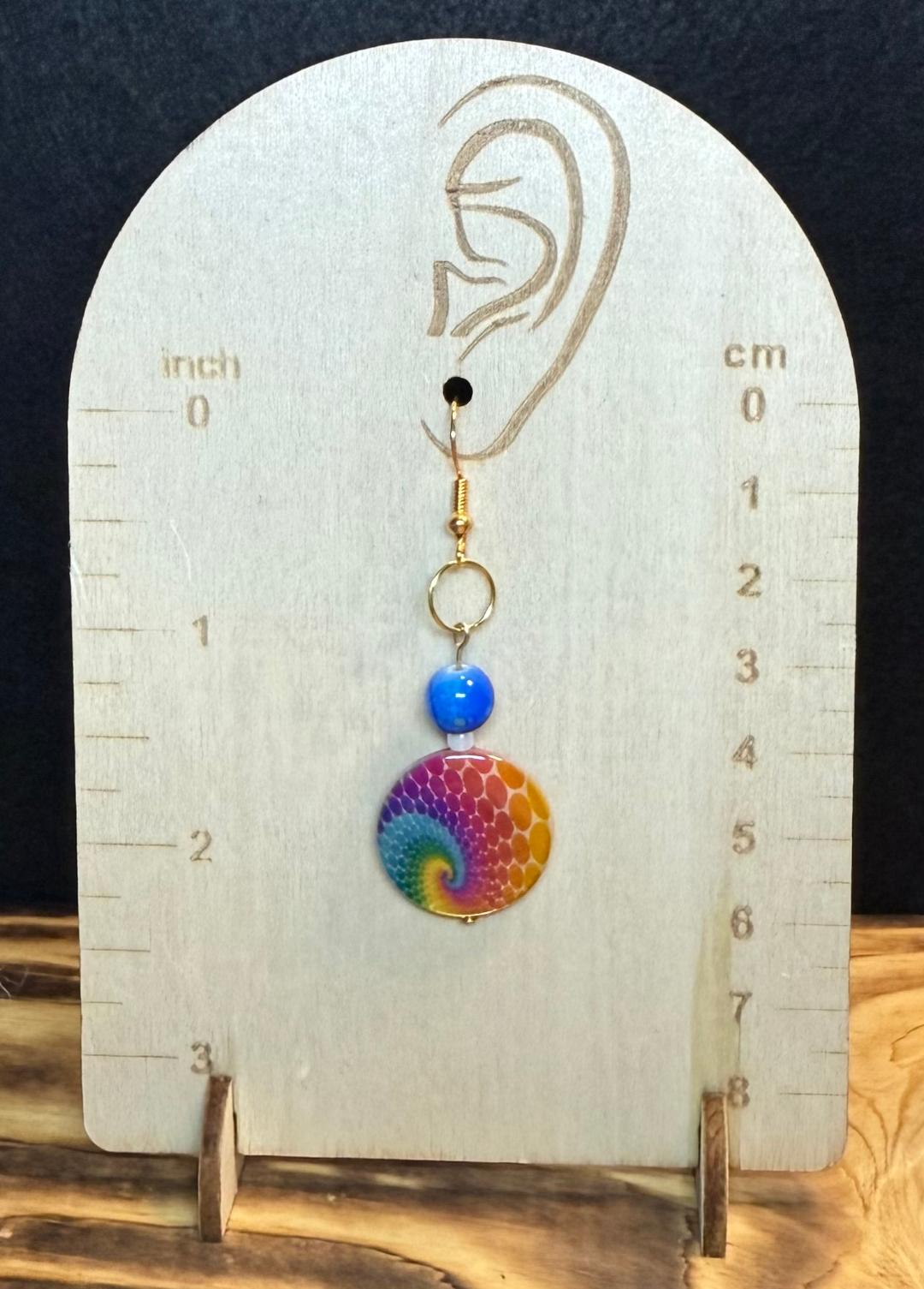 NEW Round Hippie Tie Dye Coin Shaped Earrings w/ Marbled Blue Beads