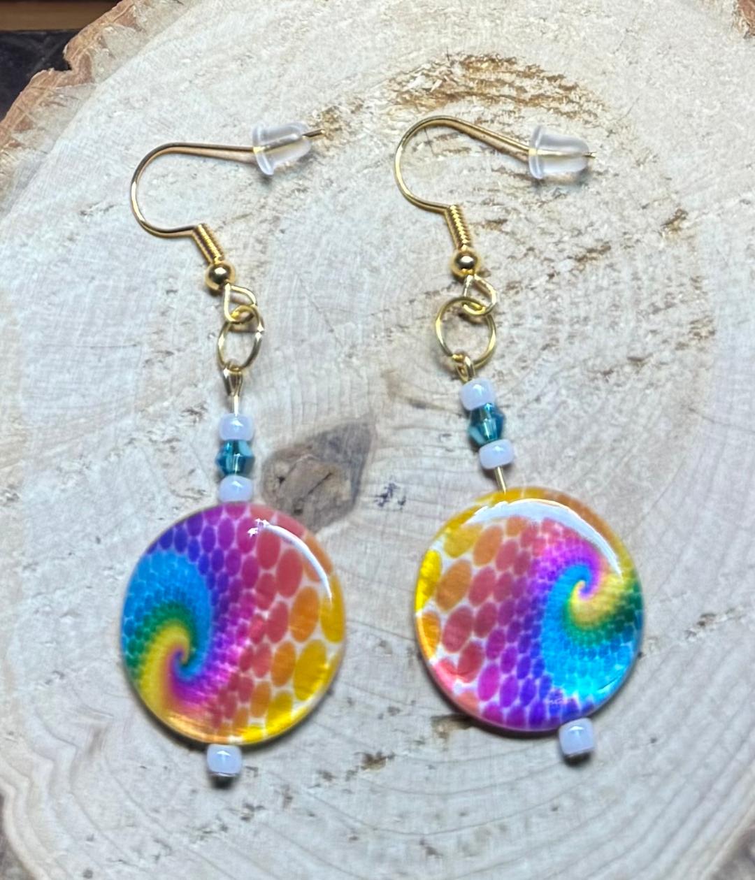 NEW Round Hippie Tie Dye Coin Shaped Earrings w/ Teal & White Beads
