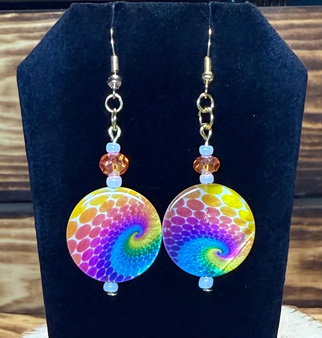 NEW Round Hippie Tie Dye Coin Shaped Earrings w/ Faceted Glass Orange Beads
