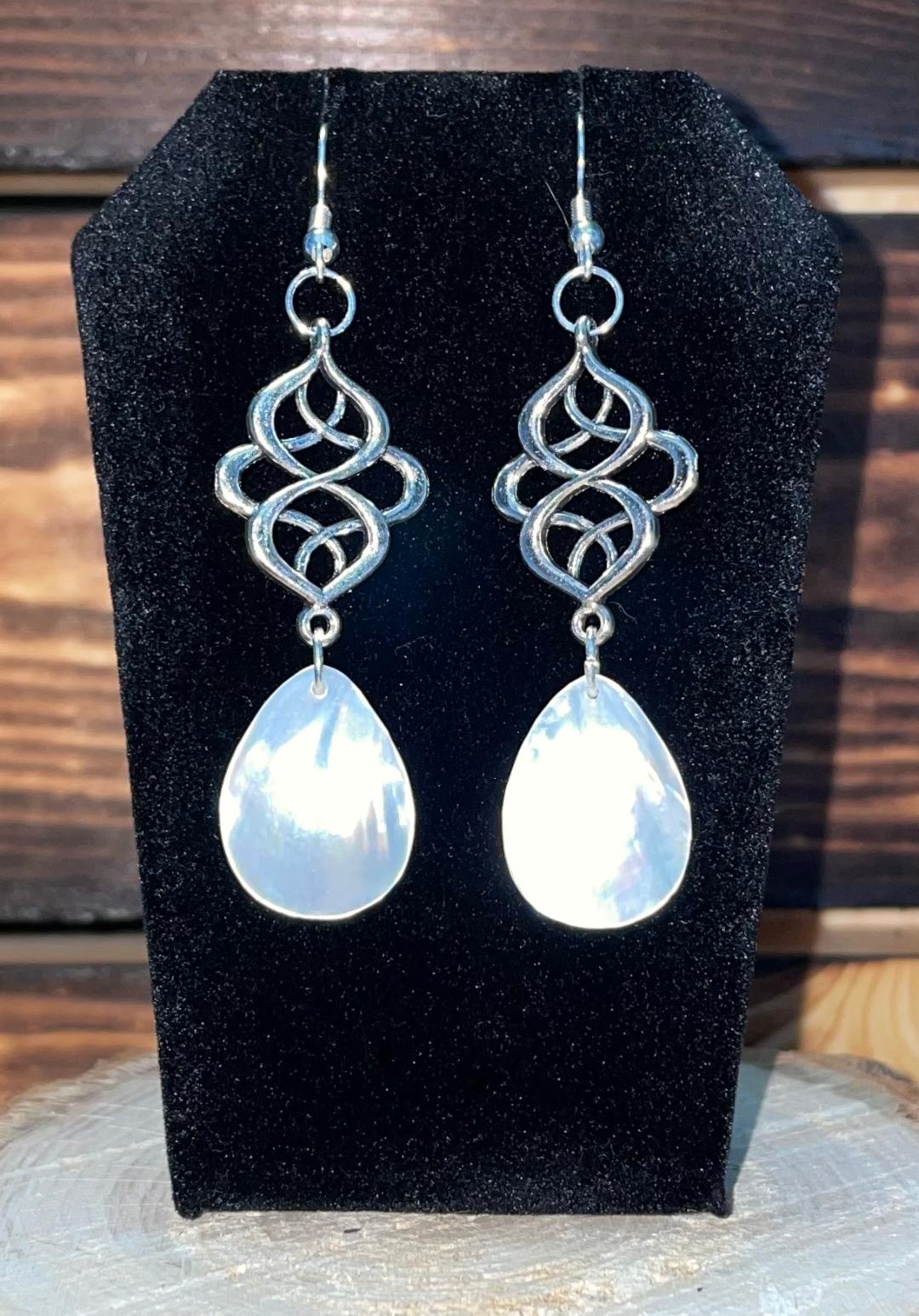 NEW Mother of Pearl Iridescent Shell Teardrop Earrings