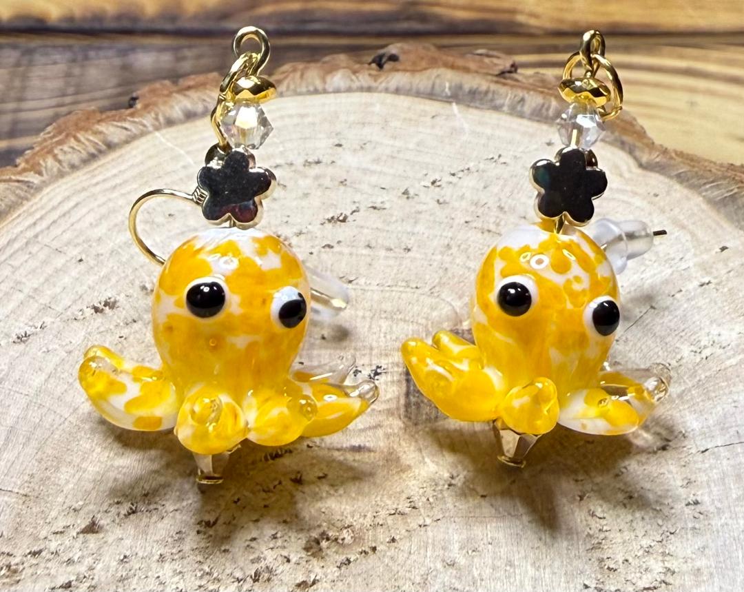 NEW Lampwork Marbled Glass Yellow Octopus Earrings w/ Glass Beads